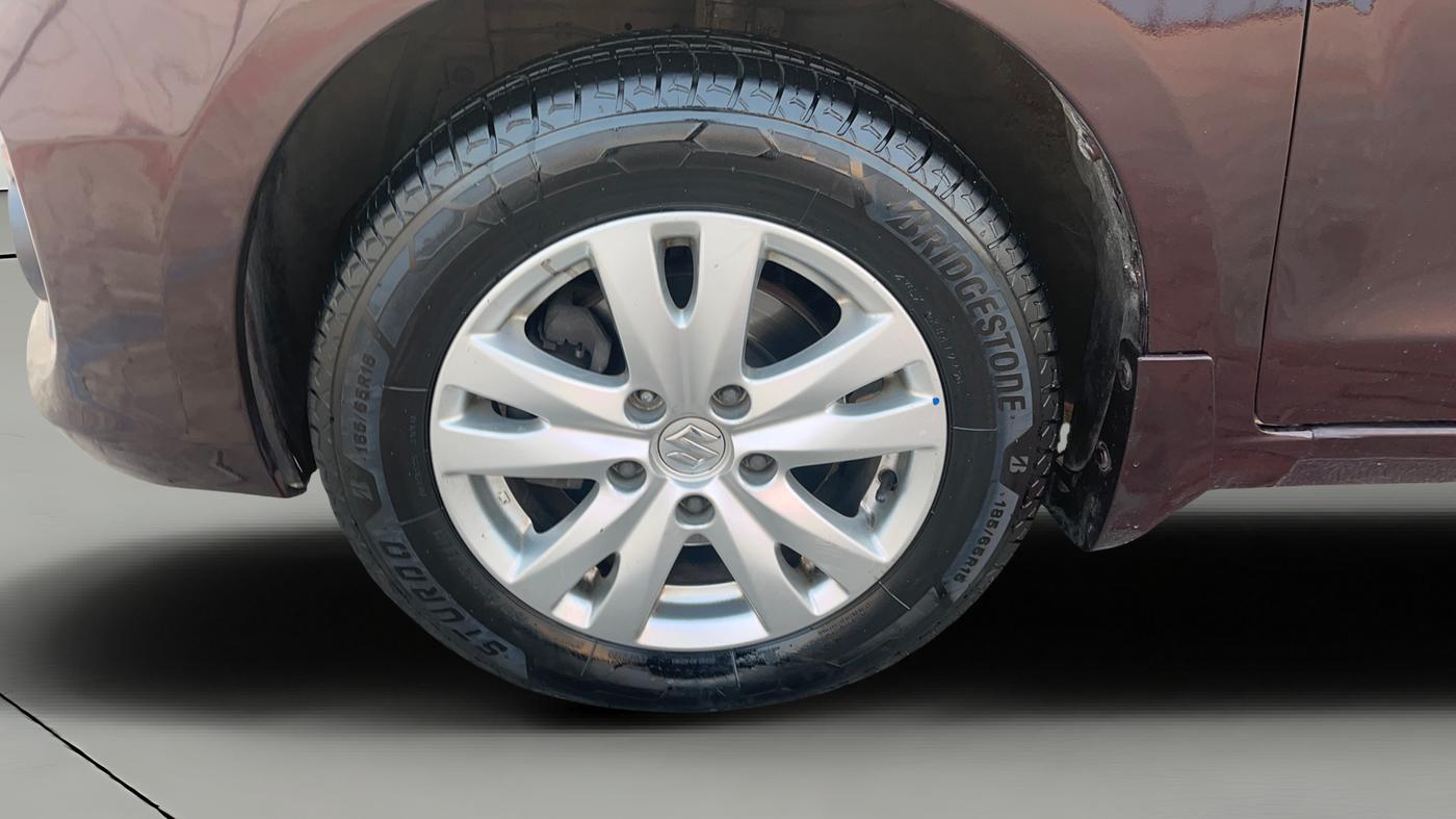 2017 Maruti Ertiga VDI SHVS, Diesel, Manual, 1,37,464 km, Left Front Wheel