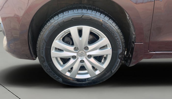 2017 Maruti Ertiga VDI SHVS, Diesel, Manual, 1,37,464 km, Left Front Wheel