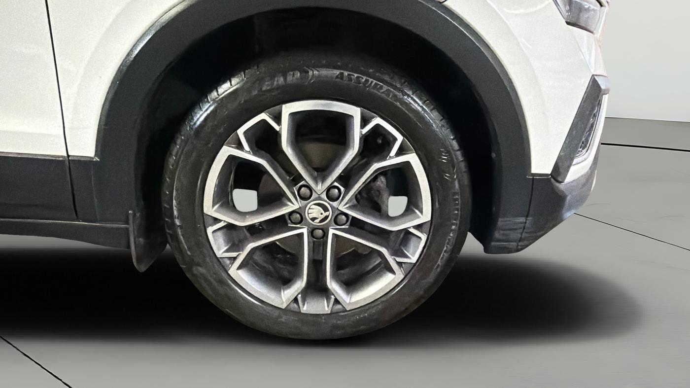 2021 Skoda KUSHAQ STYLE 1.0L TSI AT, Petrol, Automatic, 59,718 km, Right Front Wheel