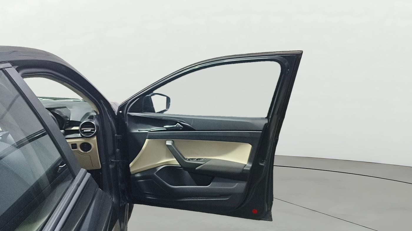 2023 Skoda SLAVIA AMBITION 1.0L TSI AT, Petrol, Automatic, 28,137 km, RHS Front Door