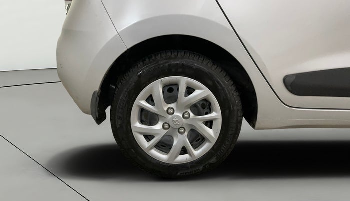 2017 Hyundai Grand i10 SPORTZ 1.2 KAPPA VTVT, Petrol, Manual, 28,138 km, Right Rear Wheel