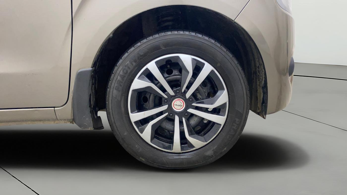 2022 Maruti New Wagon-R VXI 1.0, Petrol, Manual, 85,913 km, Right Front Wheel