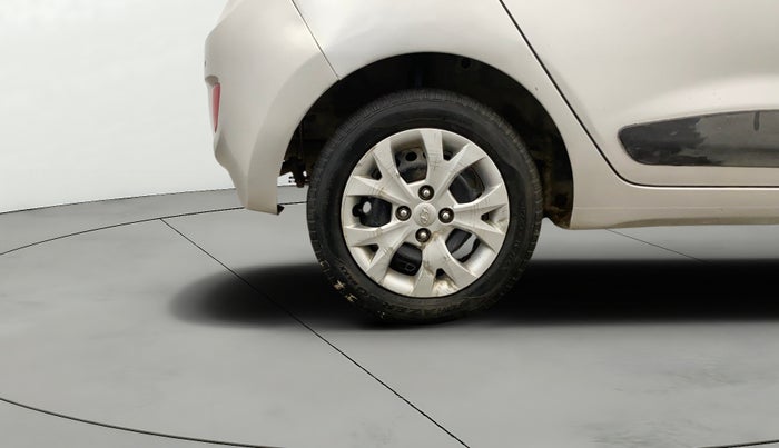 2016 Hyundai Grand i10 SPORTZ 1.2 KAPPA VTVT, Petrol, Manual, 63,008 km, Right Rear Wheel