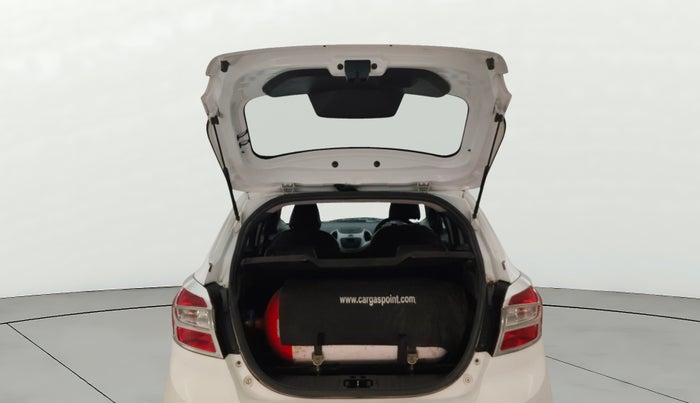 2016 Ford New Figo TITANIUM 1.2 PETROL MT, CNG, Manual, 84,195 km, Boot Door Open