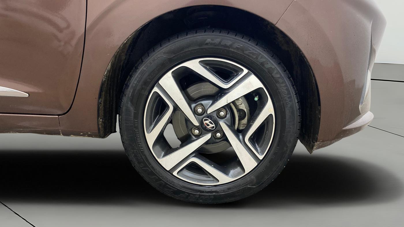 2021 Hyundai AURA SX PLUS 1.2 AMT, Petrol, Automatic, 39,910 km, Right Front Wheel