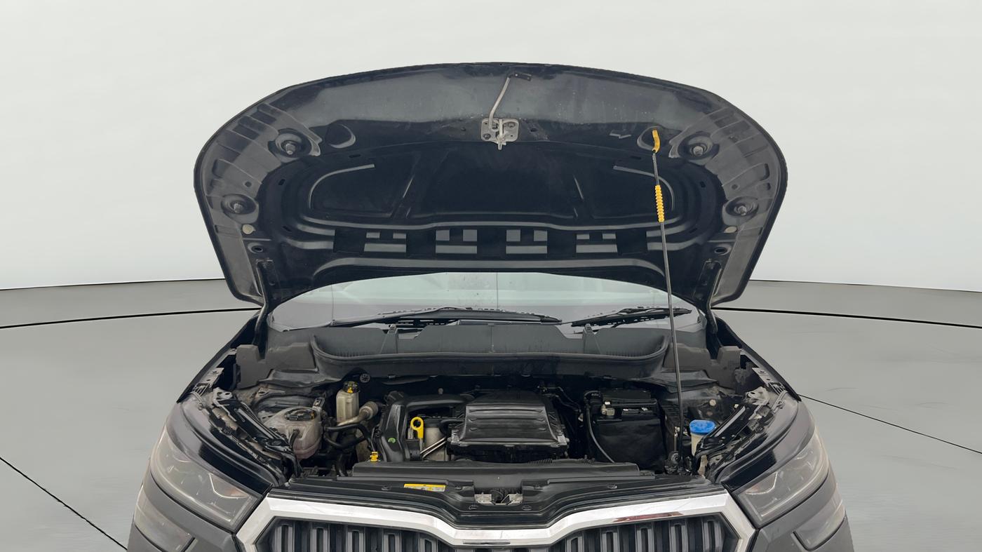 2021 Skoda KUSHAQ STYLE 1.0L TSI AT, Petrol, Automatic, 38,231 km, Open Bonet