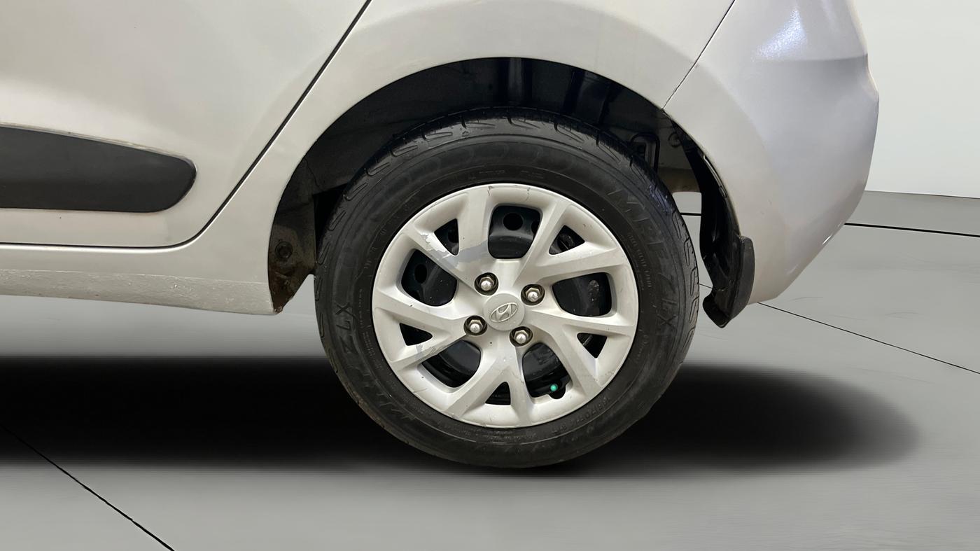 2017 Hyundai Grand i10 MAGNA 1.2 KAPPA VTVT, Petrol, Manual, 55,761 km, Left Rear Wheel