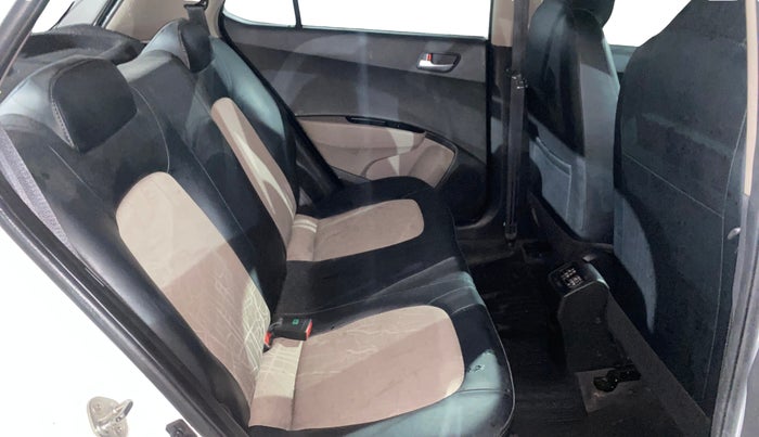 2019 Hyundai Grand i10 SPORTZ 1.2 KAPPA VTVT, Petrol, Manual, 33,118 km, Right Side Rear Door Cabin