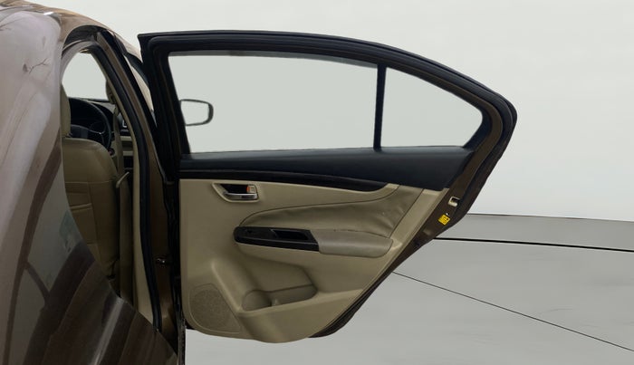 2016 Maruti Ciaz ZXI+, Petrol, Manual, 98,184 km, RHS Rear Door