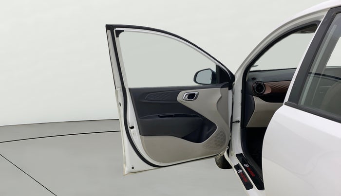 2021 Hyundai AURA SX 1.2, Petrol, Manual, 74,307 km, LHS Front Door