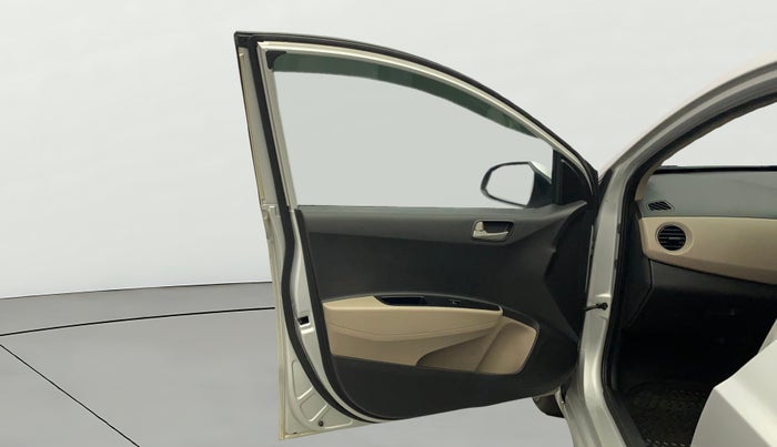 2014 Hyundai Xcent S 1.2, Petrol, Manual, 1,01,468 km, LHS Front Door