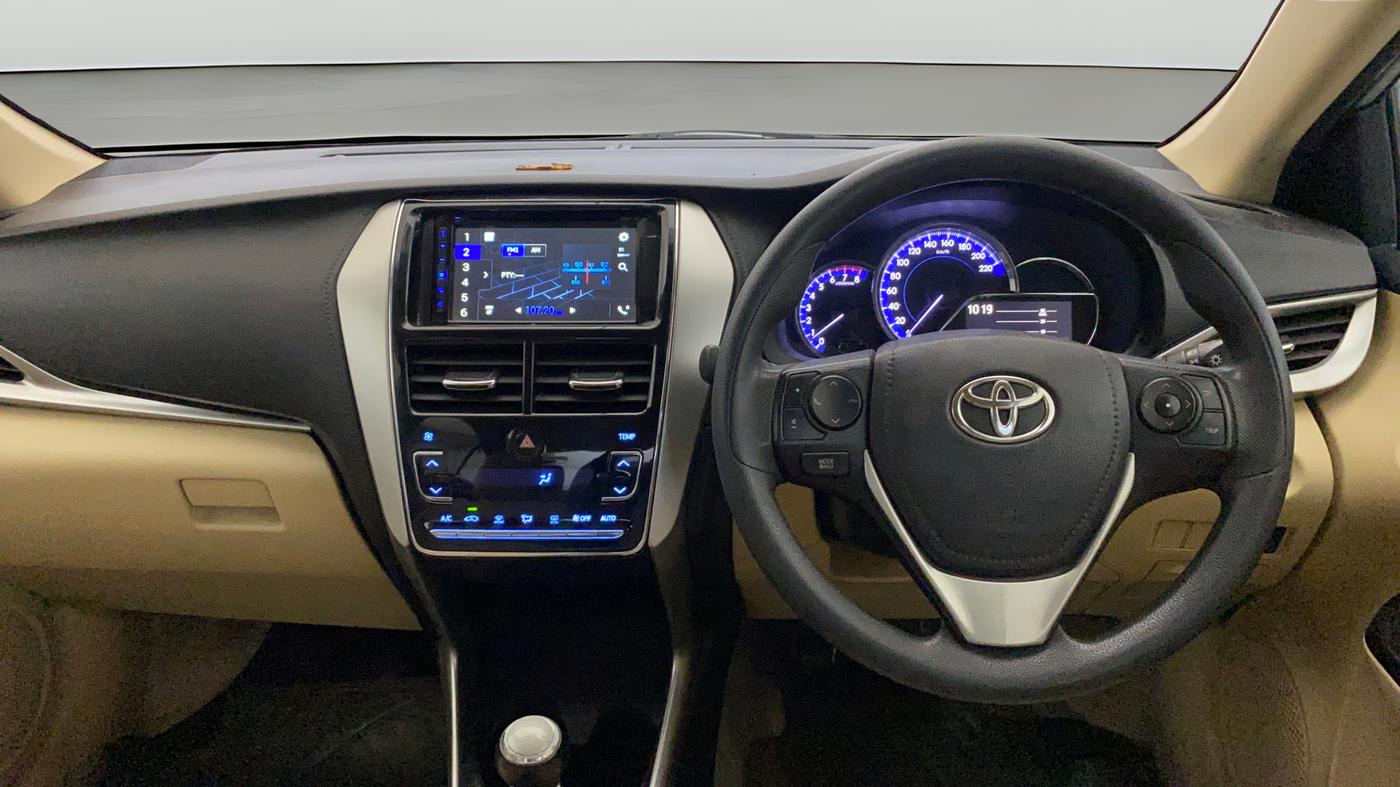2020 Toyota YARIS G MT, Petrol, Manual, 50 km, Steering Wheel Close Up