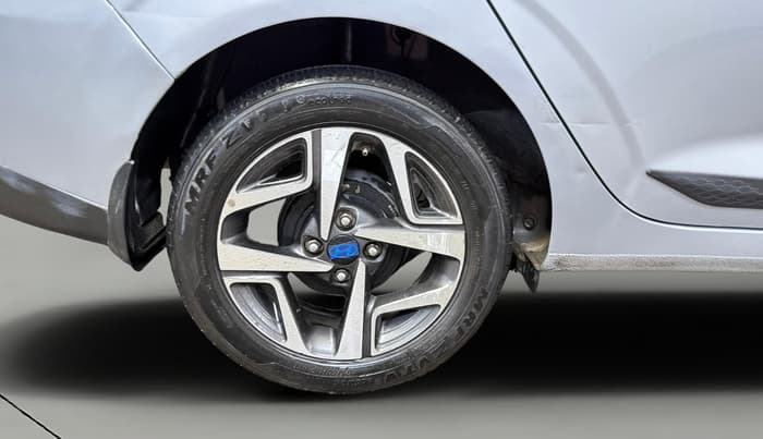 2023 Hyundai AURA SX 1.2 CNG, CNG, Manual, 47,577 km, Right Rear Wheel