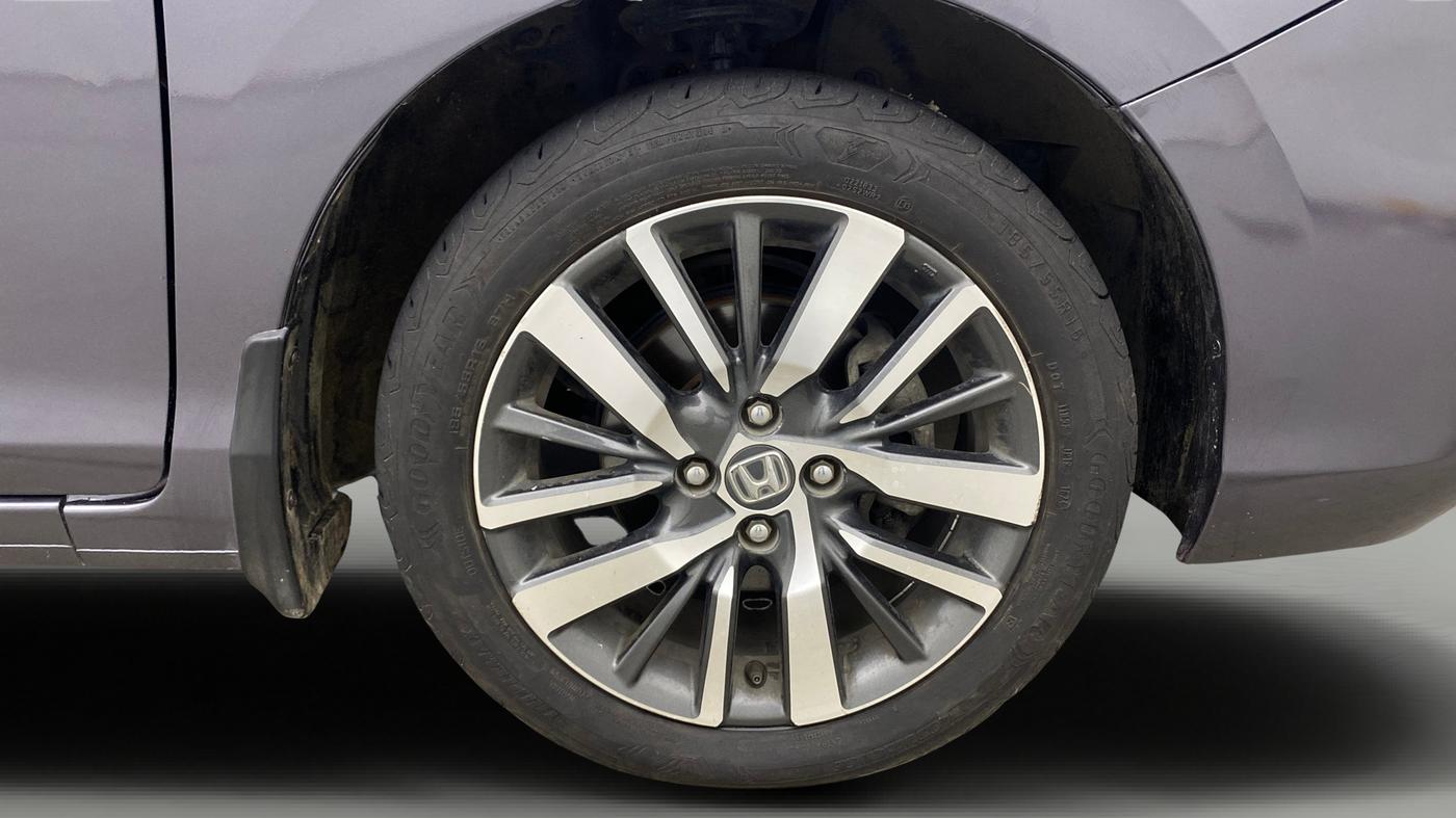 2022 Honda City 1.5L I-VTEC ZX CVT, Petrol, Automatic, 63,323 km, Right Front Wheel
