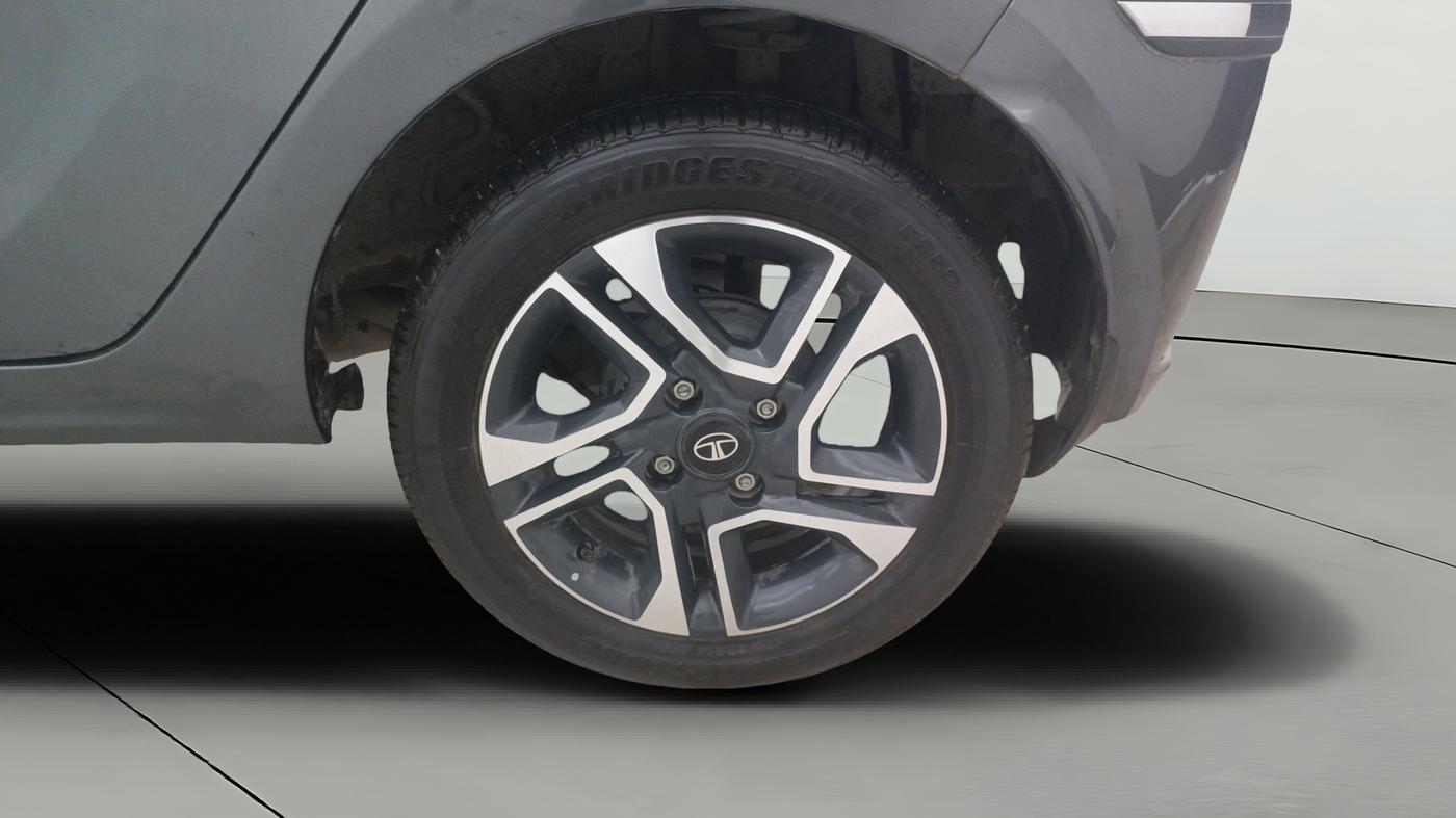 2024 Tata Tiago XZA PLUS PETROL, Petrol, Automatic, 11,683 km, Left Rear Wheel