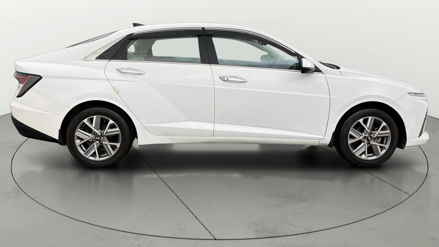2023 Hyundai Verna SX (O)1.5 VTVT, Petrol, Manual, 99,797 km, Right Side View