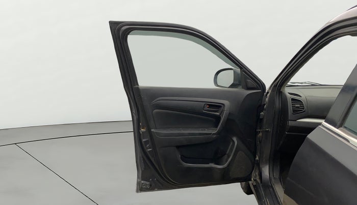 2021 Maruti Vitara Brezza VXI, Petrol, Manual, 52,412 km, LHS Front Door