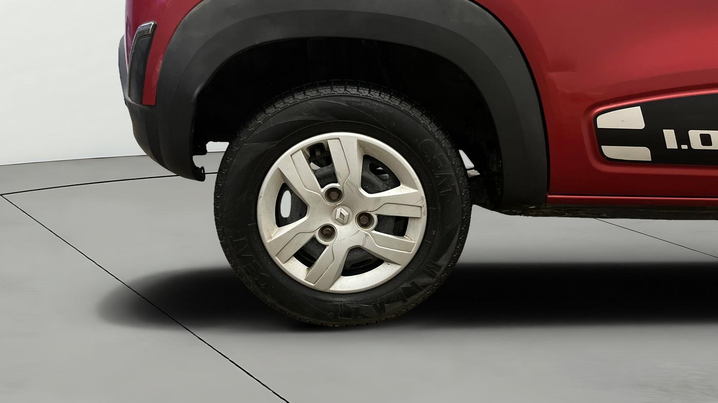 2016 Renault Kwid RXT 1.0, Petrol, Manual, 47,240 km, Right Rear Wheel