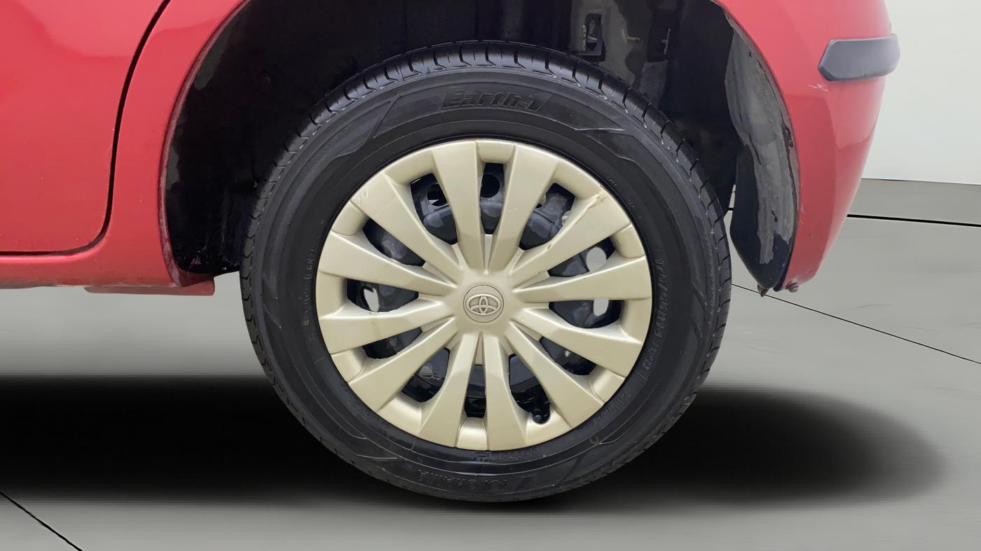 2012 Toyota Etios Liva G, Petrol, Manual, 96,695 km, Left Rear Wheel