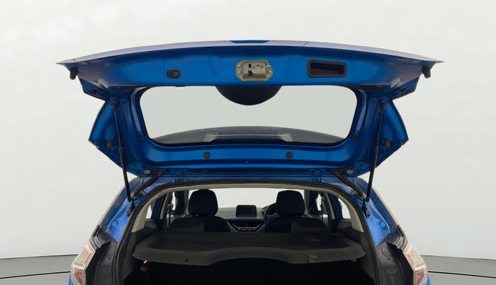 2018 Tata NEXON XZ PLUS DIESEL DUAL TONE, Diesel, Manual, 61,495 km, Boot Door Open