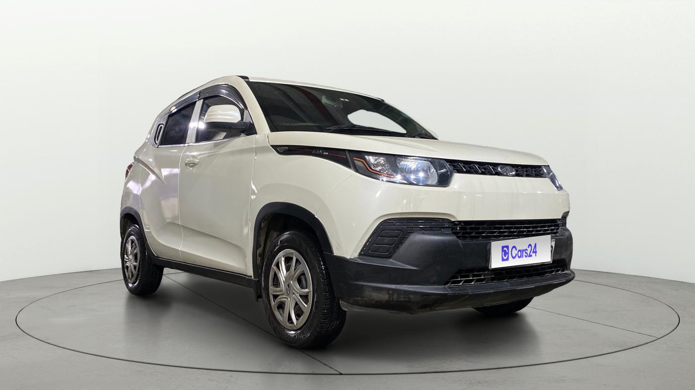 2016 Mahindra Kuv100 K4 6 STR, Petrol, Manual, 65,165 km, Right Front Diagonal