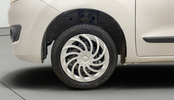 2015 Maruti Wagon R 1.0 VXI, Petrol, Manual, 63,825 km, Left Front Wheel