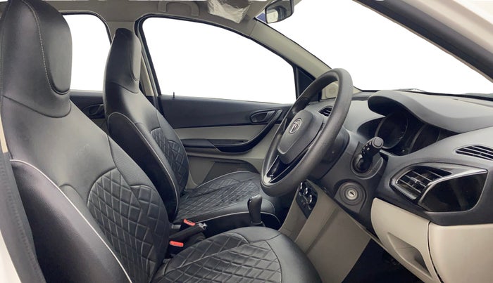 2018 Tata Tiago XT PETROL, Petrol, Manual, 58,410 km, Right Side Front Door Cabin