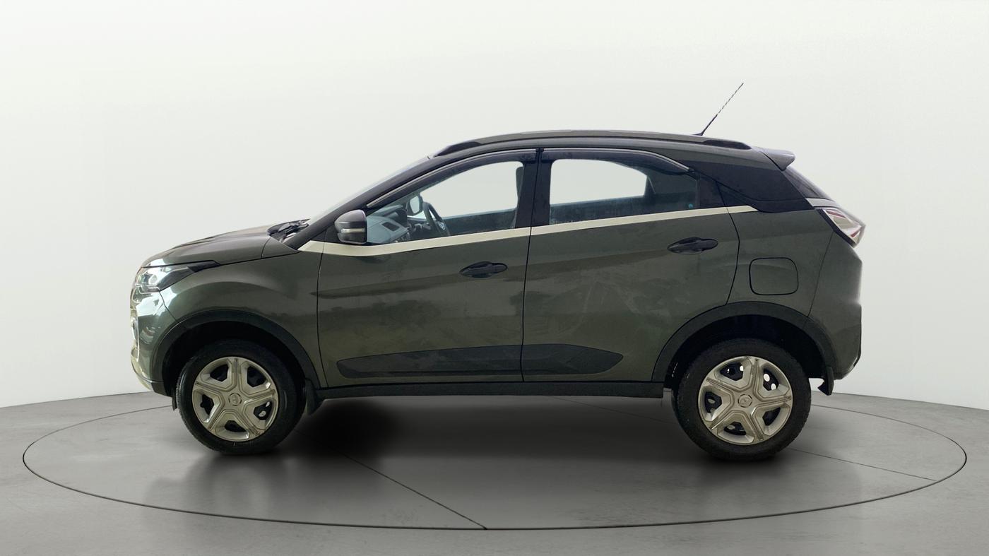 2022 Tata NEXON XM PETROL, Petrol, Manual, 24,237 km, Left Side