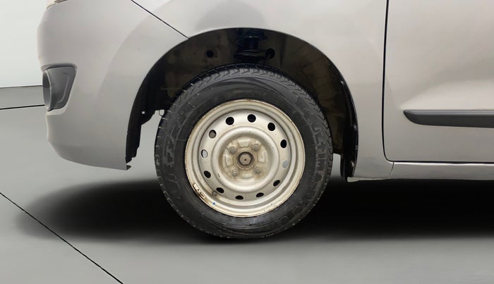 2013 Maruti Wagon R 1.0 LXI CNG, CNG, Manual, 60,259 km, Left Front Wheel