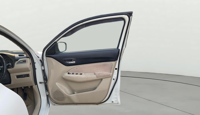 2020 Maruti Dzire VXI, CNG, Manual, 1,27,250 km, RHS Front Door