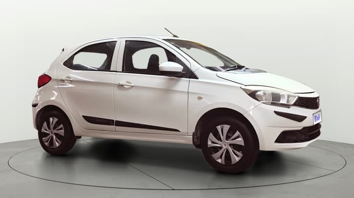 2017 Tata Tiago XT PETROL, Petrol, Manual, 46,910 km, Right Front Diagonal