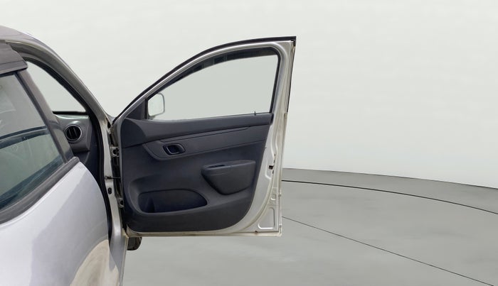 2015 Renault Kwid RXT 0.8, Petrol, Manual, 94,581 km, RHS Front Door