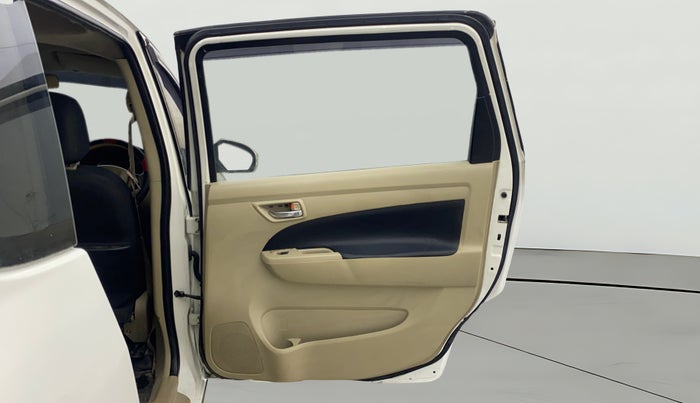2017 Maruti Ertiga VXI CNG, CNG, Manual, 82,888 km, RHS Rear Door