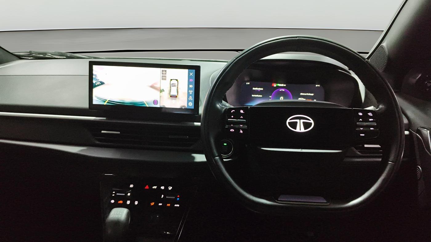 2024 Tata NEXON FEARLESS + SUNROOF DUAL TONE 1.5 DIESEL, Diesel, Manual, 79,275 km, Steering Wheel Close Up