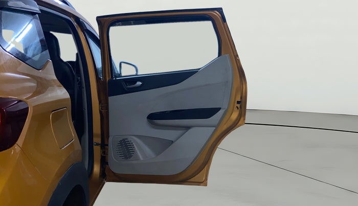 2019 Renault TRIBER RXZ, Petrol, Manual, 33,982 km, RHS Rear Door