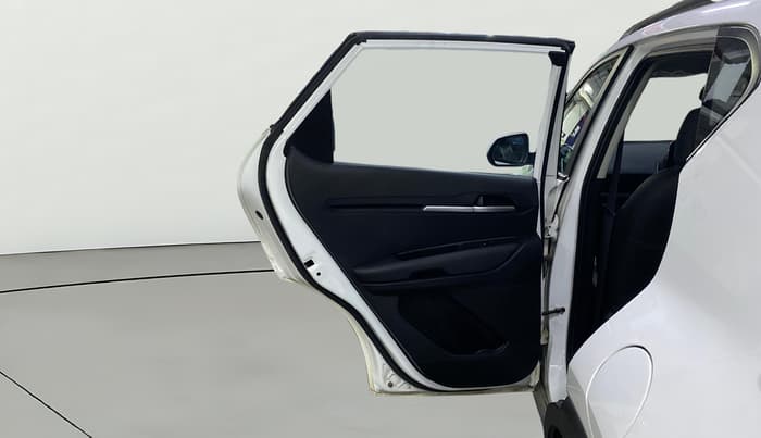 2022 KIA SONET HTK PLUS 1.5, Diesel, Manual, 76,142 km, LHS Rear Door