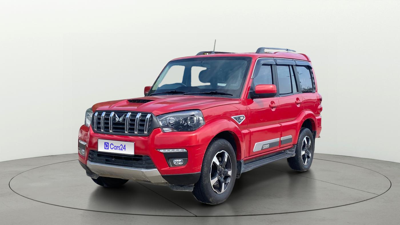 2024 Mahindra SCORPIO CLASSIC S11 7STR, Diesel, Manual, 38,933 km, Left Front Diagonal