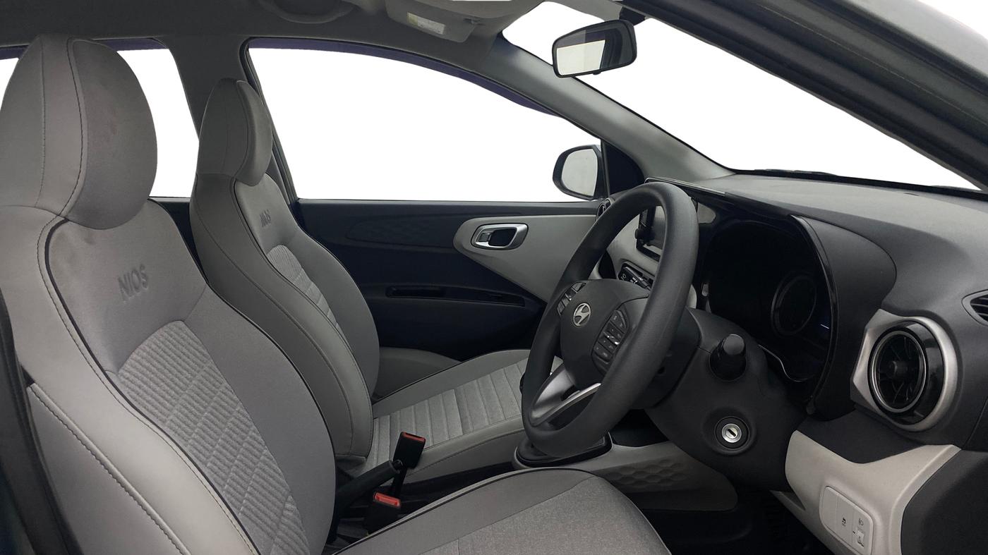 2023 Hyundai GRAND I10 NIOS SPORTZ AMT 1.2 KAPPA VTVT, Petrol, Automatic, 7,964 km, Right Side Front Door Cabin