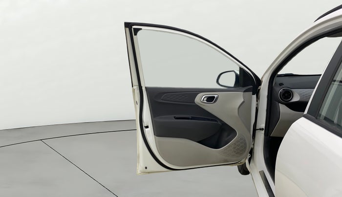 2021 Hyundai GRAND I10 NIOS SPORTZ 1.2 KAPPA VTVT CNG, CNG, Manual, 78,986 km, LHS Front Door