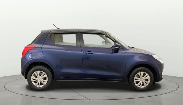 2021 Maruti Swift VXI, Petrol, Manual, 32,217 km, Right Side View