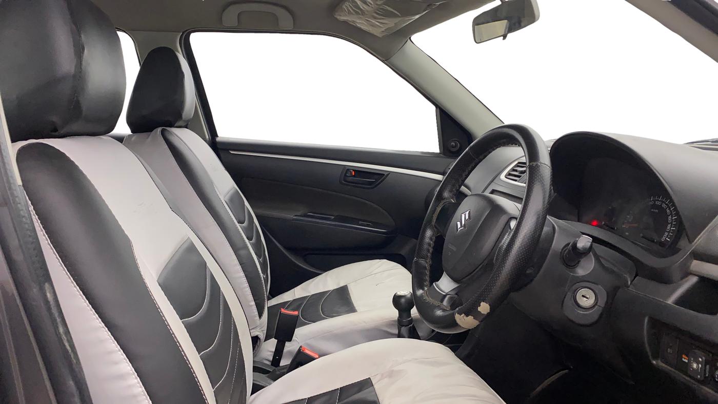 2017 Maruti Swift LXI (O), CNG, Manual, 1,08,799 km, Right Side Front Door Cabin
