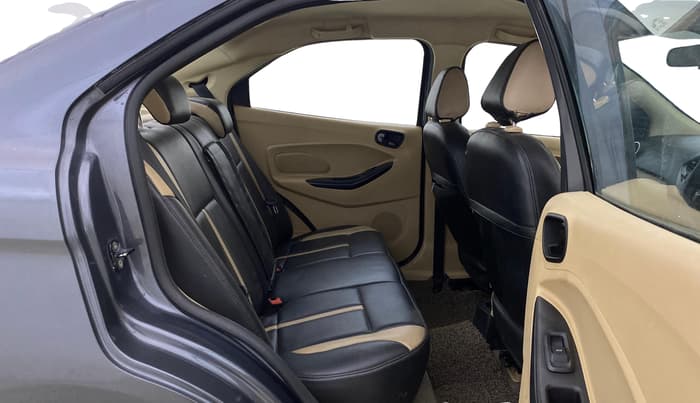 2015 Ford Figo Aspire TREND 1.2 PETROL, Petrol, Manual, 64,576 km, Right Side Rear Door Cabin