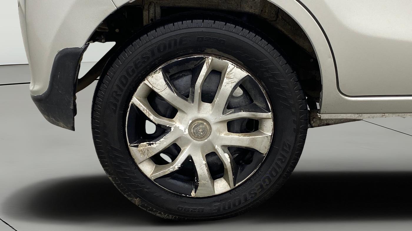 2018 Maruti Alto K10 VXI, Petrol, Manual, 45,434 km, Right Rear Wheel