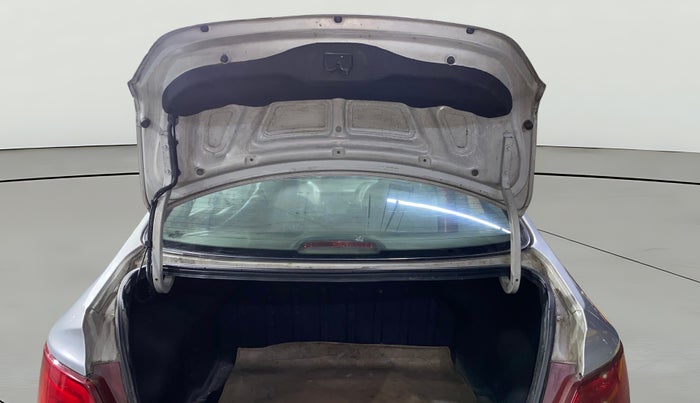 2017 Hyundai Verna 1.6 VTVT SX AT, Petrol, Automatic, 56,886 km, Boot Door Open