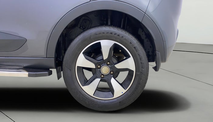 2018 Tata NEXON XZA PLUS PETROL, Petrol, Automatic, 39,739 km, Left Rear Wheel