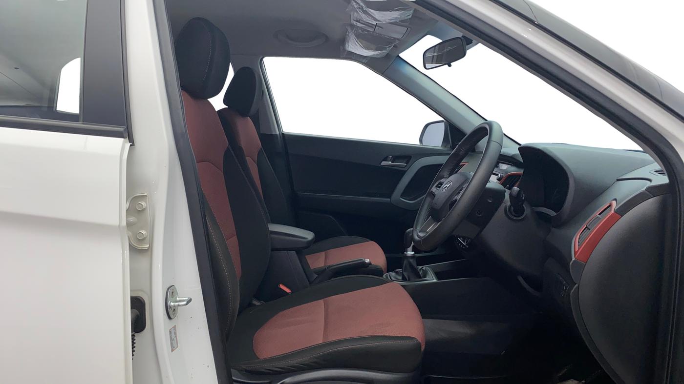 2016 Hyundai Creta SX PLUS  ANNIVERSARY EDITION 1.6 PETROL, Petrol, Manual, 41,588 km, Right Side Front Door Cabin