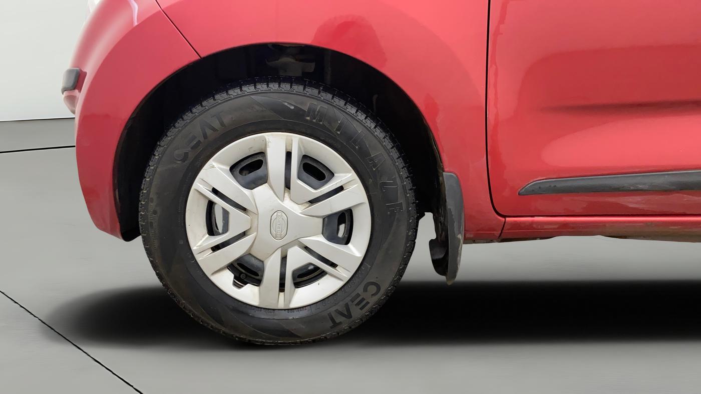 2019 Datsun Redi Go S 1.0 AMT, Petrol, Automatic, 17,902 km, Left Front Wheel