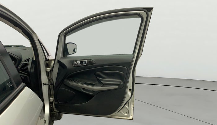 2017 Ford Ecosport TITANIUM 1.5L PETROL AT, Petrol, Automatic, 1,21,040 km, RHS Front Door