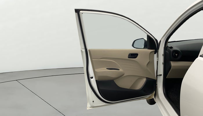 2021 Hyundai NEW SANTRO SPORTZ MT, Petrol, Manual, 16,006 km, LHS Front Door