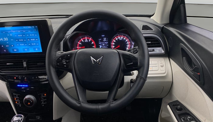 2025 Mahindra XUV 3XO MX2 Pro 1.2 L TCMPFi, Petrol, Manual, 8,725 km, Steering Wheel Close Up